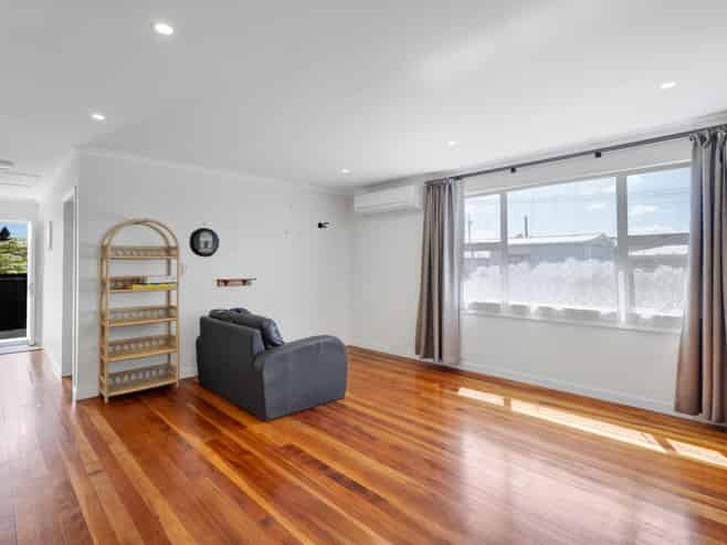 12 Standish Street, Inglewood