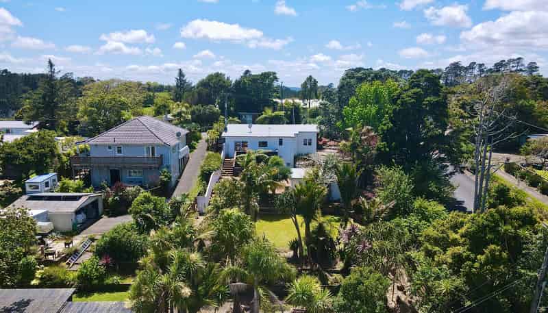 76 Mcentee Road, Waitakere