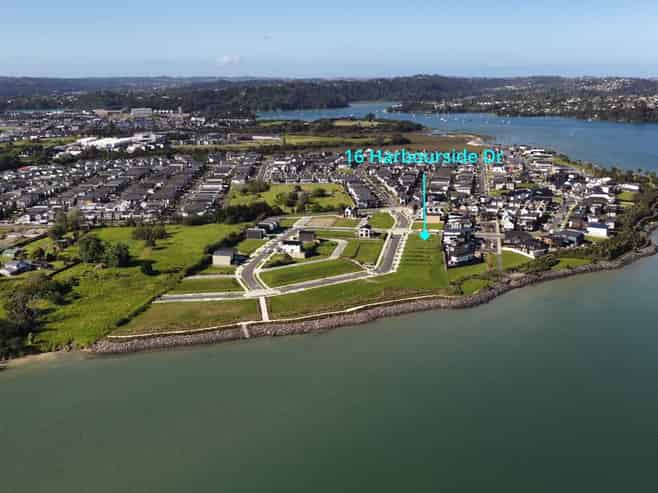 16 Harbourside Parade, Hobsonville