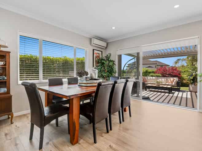 30 Walter Crescent, Millwater