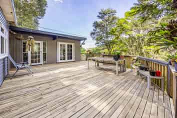 103 Laingholm Drive, Laingholm