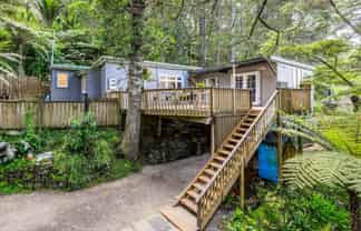 103 Laingholm Drive, Laingholm