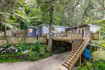 103 Laingholm Drive, Laingholm