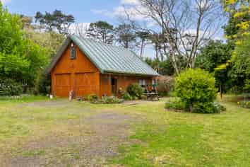 82 Whitecliffs Drive, Waiau Pa