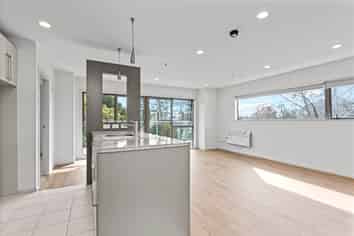 311/4 Wagener Place, Mount Albert