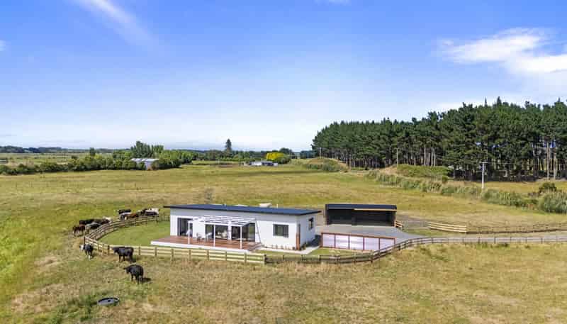 1121 Parewanui Road, Parewanui