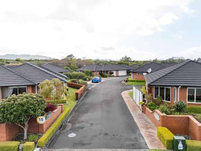 5 Walter Court, Cambridge