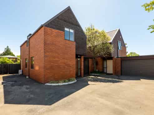 2/28 Field Terrace, Upper Riccarton