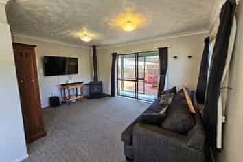 30 Roto Street, Hurdon