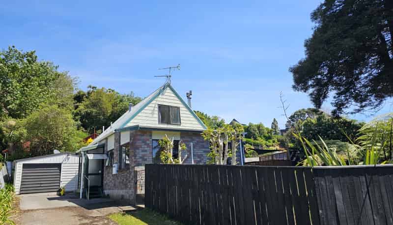 30 Roto Street, Hurdon