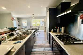 25/305 Evans Bay Parade, Hataitai