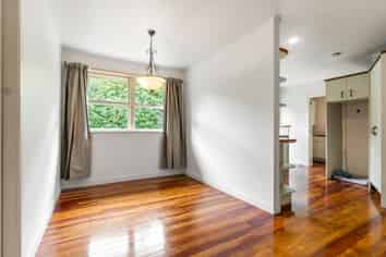 18 Triangle Road, Massey