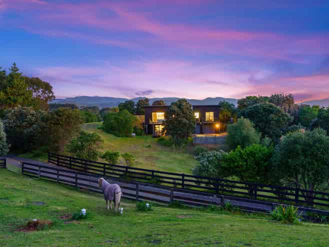 2A Otaihanga Road, PARAPARAUMU BEACH