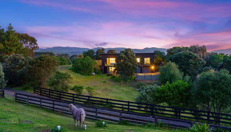 2A Otaihanga Road, PARAPARAUMU BEACH