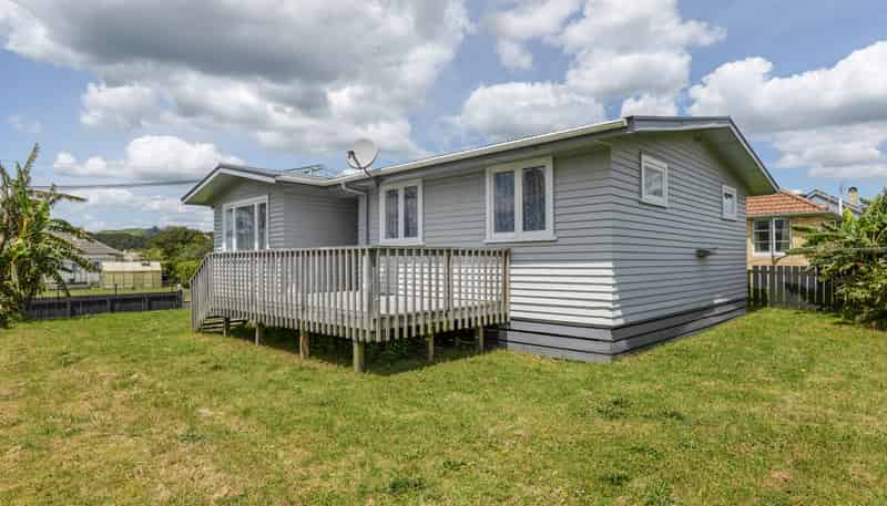 2 Armstrong Street, Huntly