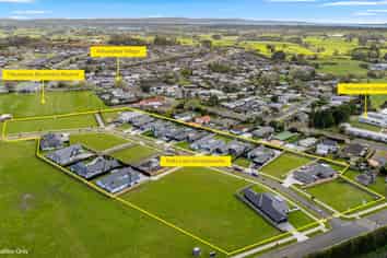 32 Patty Lane, Patumahoe