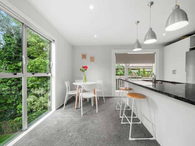 15 Gails Drive, Okura