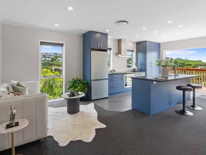 7B Glenvar Road, Torbay