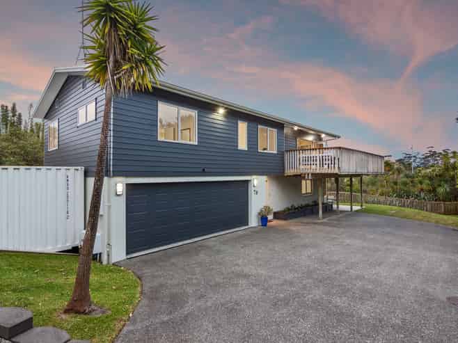 7B Glenvar Road, Torbay