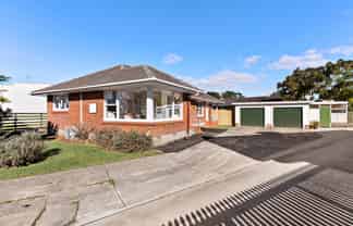 Live, rent, add value - opportunity with options