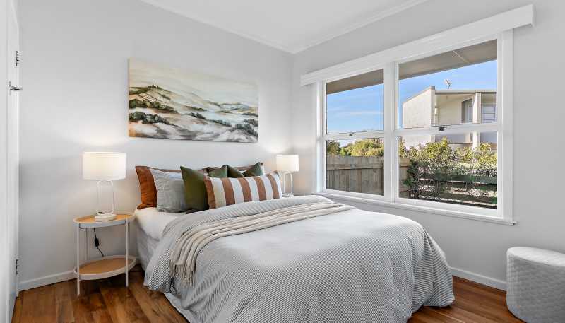 1 and 2/34 Evelyn Place, Hillcrest