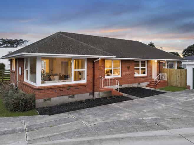 Live, rent, add value - opportunity with options