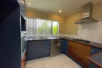 69 Wayne Francis Drive, Flat Bush