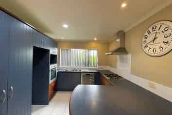 69 Wayne Francis Drive, Flat Bush