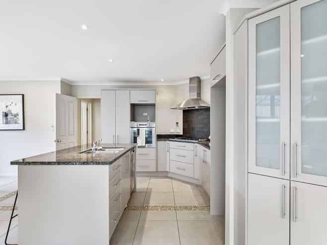 B/15 Fifth Avenue, Mount Albert