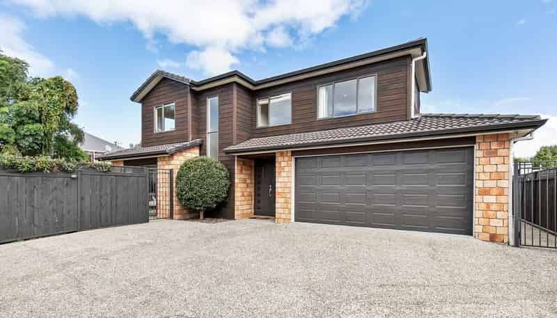 B/15 Fifth Avenue, Mount Albert