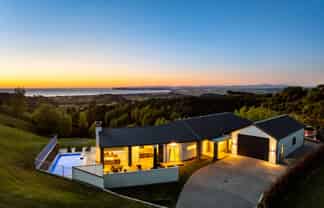 171 Eskridge Drive, Bay View