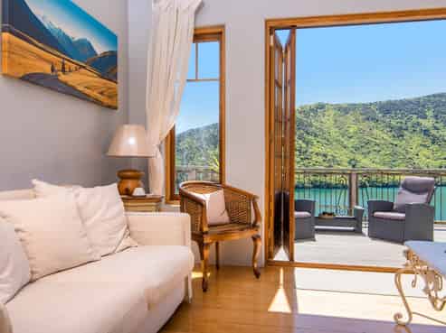 444 Port Underwood Road, Whatamango Bay