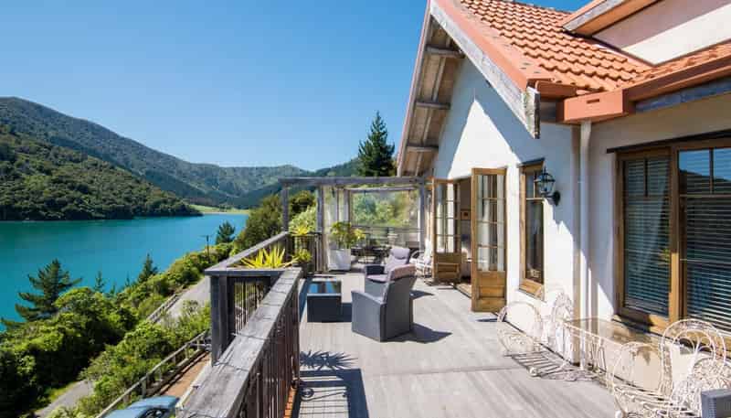 444 Port Underwood Road, Whatamango Bay