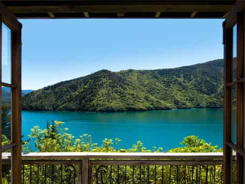 444 Port Underwood Road, Whatamango Bay