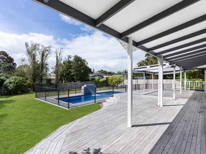 85 Karaka Road, Beachlands