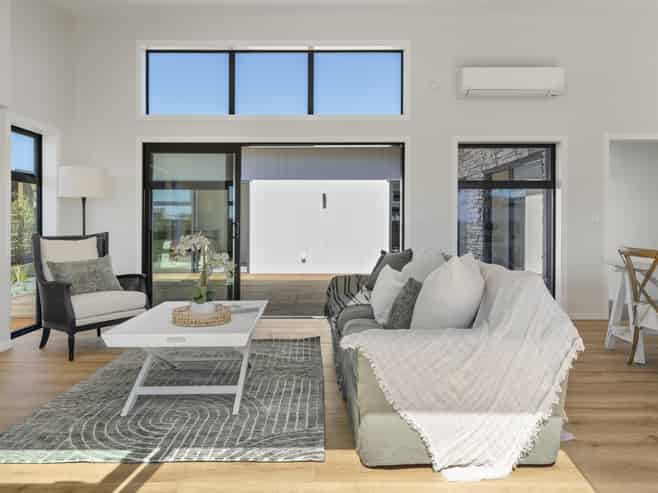 15 Makomako Crescent, Wharewaka