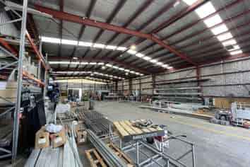 Industrial Facility with Exceptional Versatility