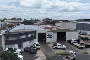 Industrial Facility with Exceptional Versatility