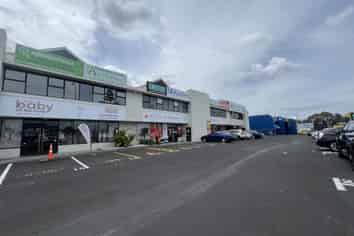 Exciting Lambie Drive Opportunity