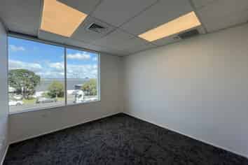 Exciting Lambie Drive Opportunity