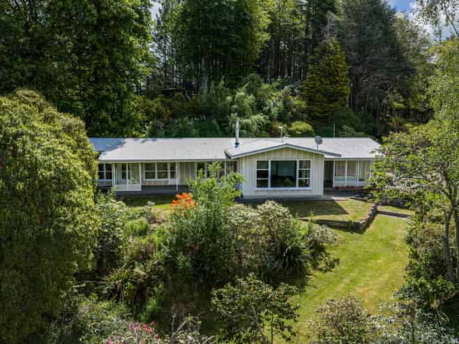 558 Old Coach Road, Te Pohue