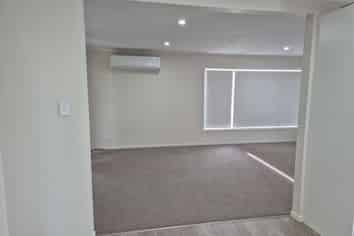 13 Lovelock Place, Chartwell