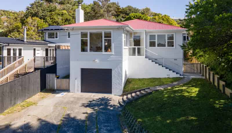 64 Helston Road, Paparangi