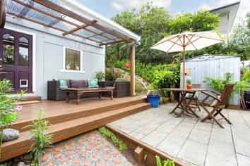 22 Shelly Beach Road, Helensville