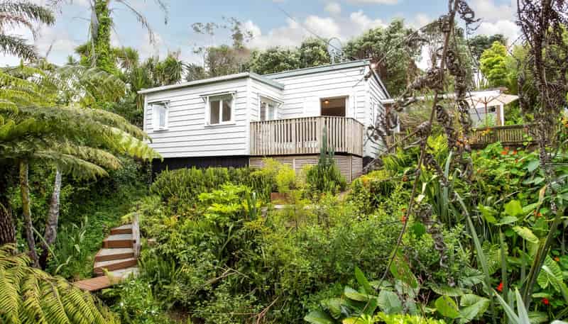 22 Shelly Beach Road, Helensville