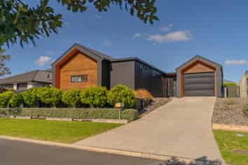 56 Leeward Drive, Whitianga