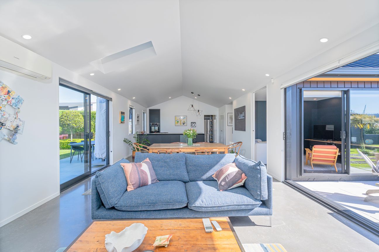 EXCEPTIONAL DAVID REID & STUNNING ITALIAN KITCHEN – pohled 6
