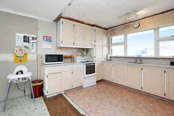 64 McMurdo Street, Tinwald