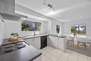 64 Vintage Drive, Henderson