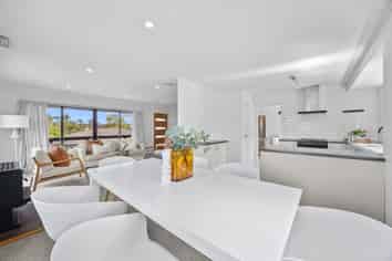 64 Vintage Drive, Henderson